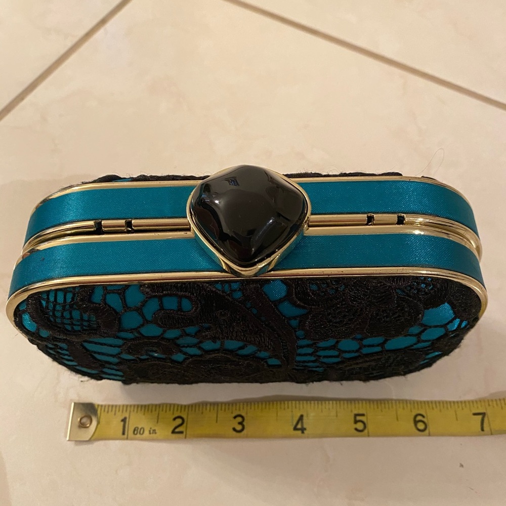 ASOS Hard clutch Holiday - Picture 2 of 6